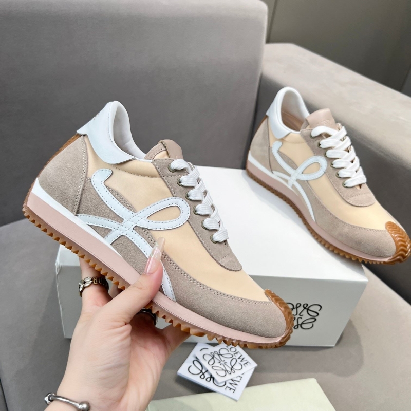 Loewe Sneakers